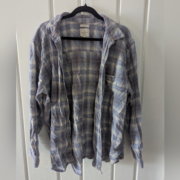 Distressed Flannel - Picture 4 of 7